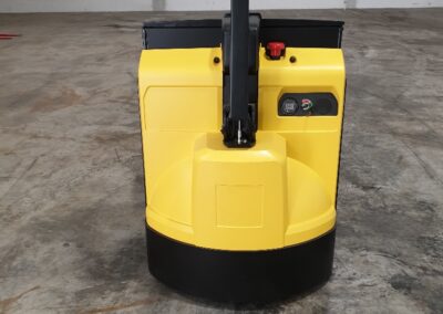 Aragonesa-de-carretillas-transpaleta-electrica-hyster-p1.6-025-02
