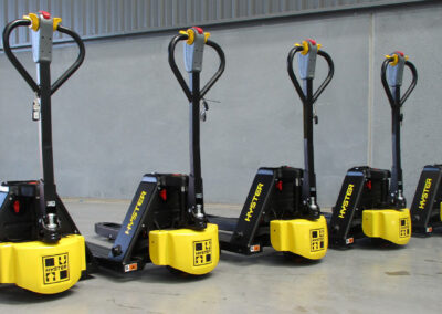 Aragonesa-de-carretillas-transpaleta-electrica-hyster-pc1.5-01