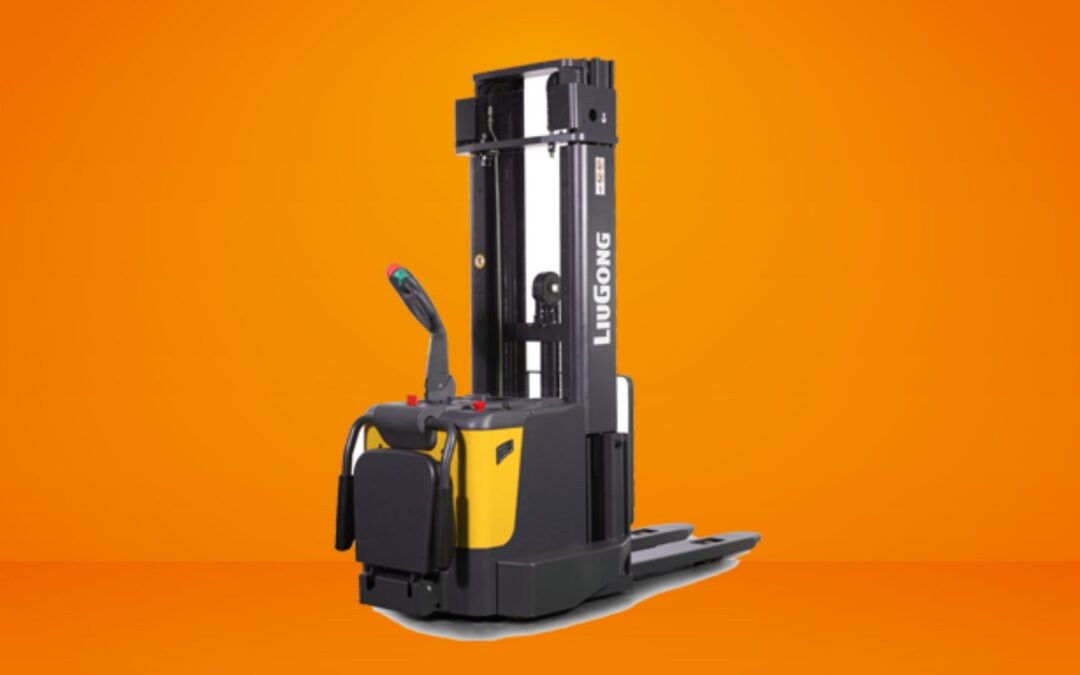 Todo sobre el Apilador eléctrico CLG2S015-20-RF/N