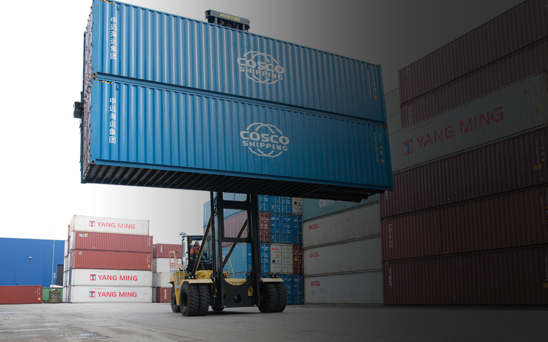 Carretillas elevadoras en zonas exteriores: cómo proteger tu equipo del clima